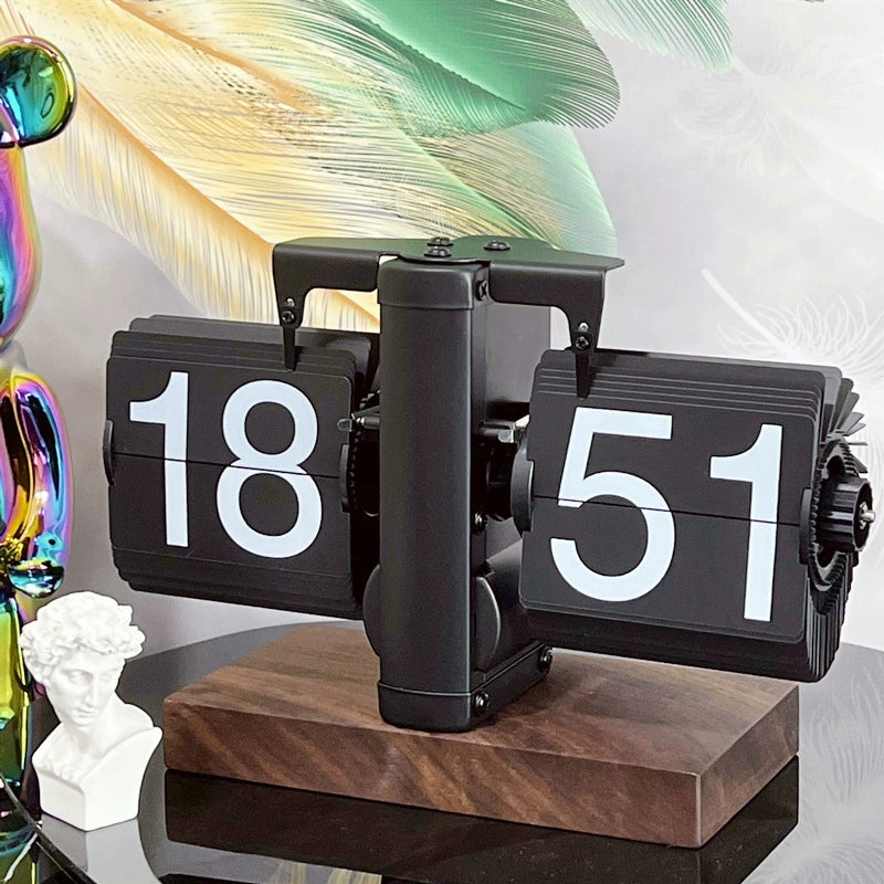 Creative automatic page turning clock clock living room ornament office walnut mechanical home desktop for boyfriend
